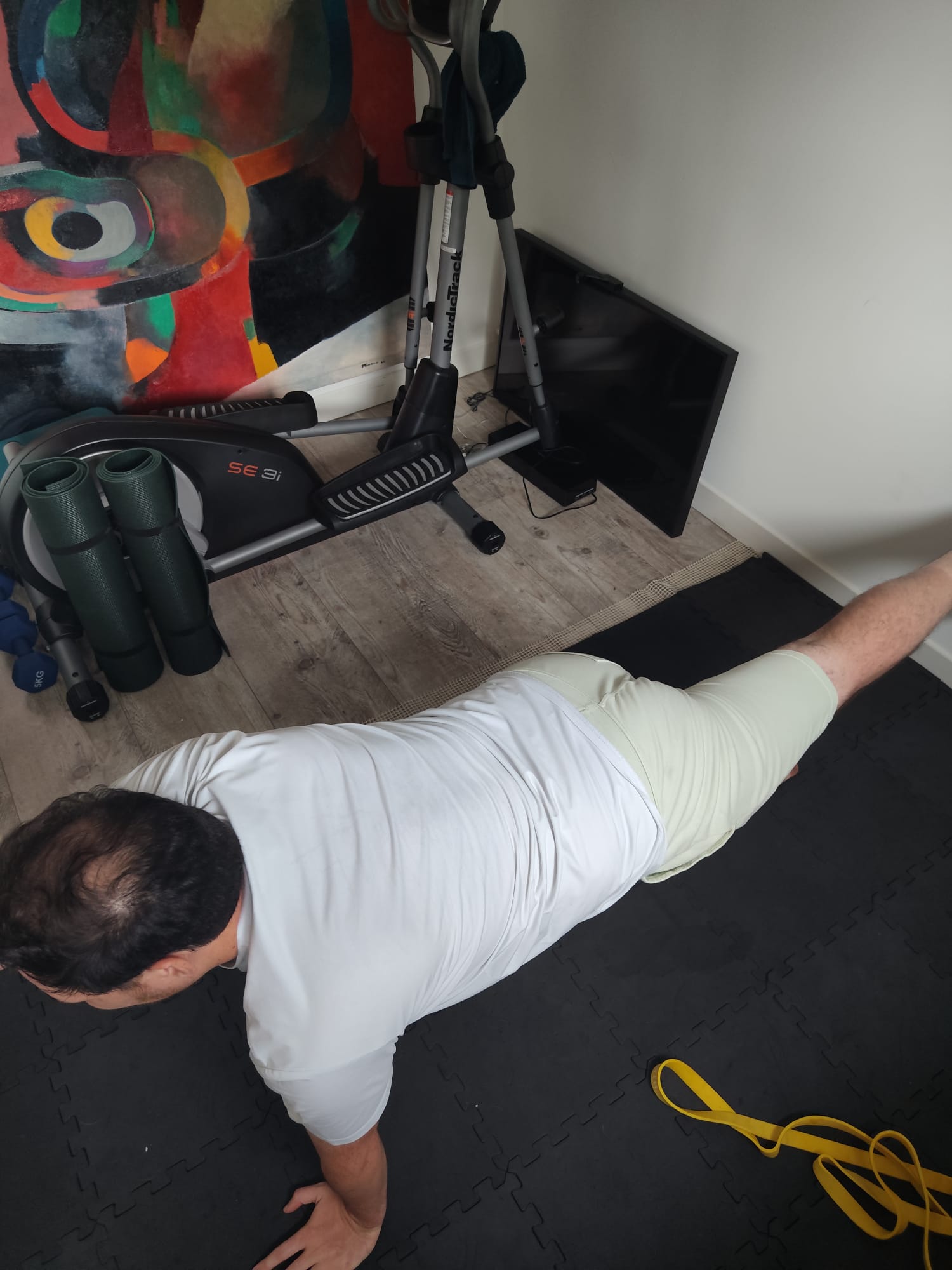 Séance de sport encadrée à domicile avec matériel adapté